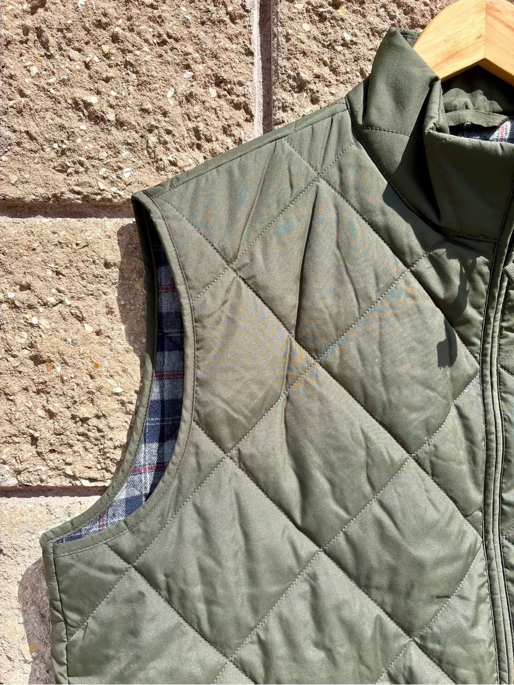 J. Crew Authentic Outerwear Men's Quilted Flannel Lined Olive Green Vest